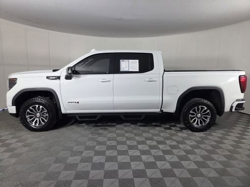 Used 2023 GMC Sierra 1500 AT4 AWD/4WD image 8