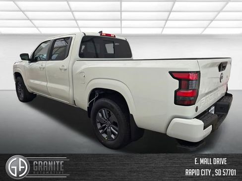 New 2026 Nissan Frontier SV w/ Tow Package AWD/4WD image 3