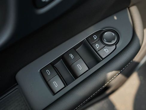 New 2026 Buick Enclave Preferred w/ Power Package AWD/4WD image 19
