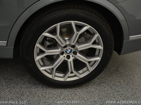 Used 2025 BMW X7 xDrive40i image 49