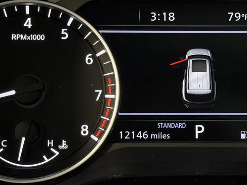 Used 2024 Nissan Pathfinder SL w/ SL Premium Package FWD image 21