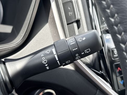 New 2026 Subaru Ascent Limited AWD/4WD image 17