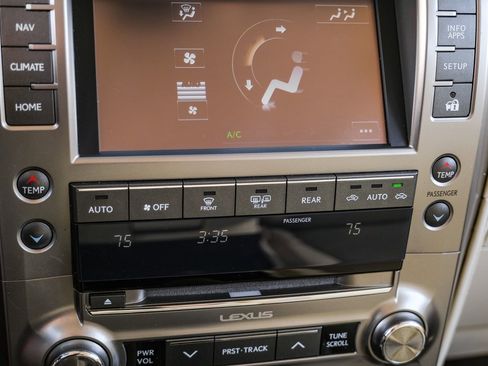 Used 2015 Lexus GX 460 w/ Premium Package image 26