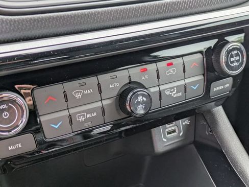 New 2026 Jeep Compass Trailhawk AWD/4WD image 22