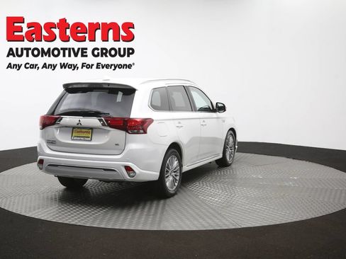 Used 2020 Mitsubishi Outlander SEL AWD/4WD image 39