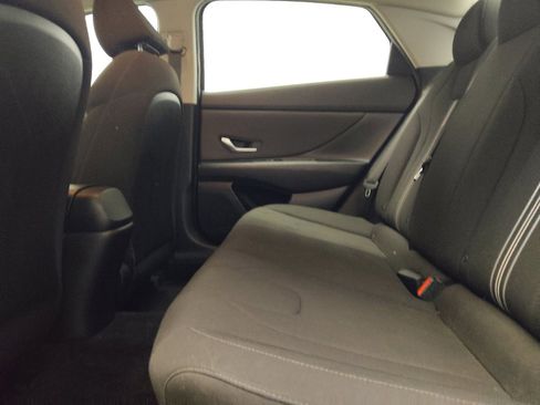 Used 2023 Hyundai Elantra SEL w/ Convenience Package FWD image 18