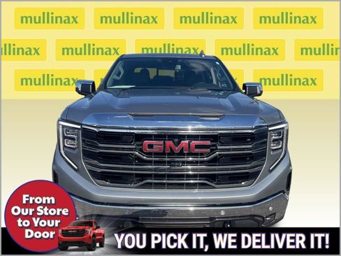 Used 2025 GMC Sierra 1500 SLT w/ SLT Premium Plus Package AWD/4WD image 2