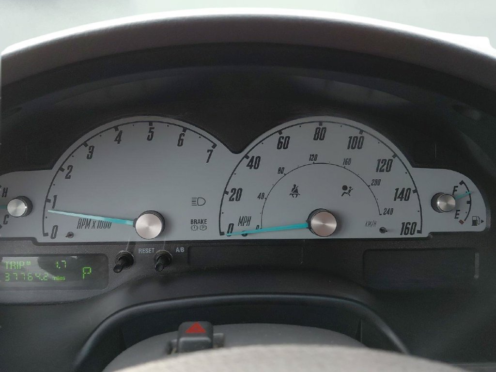 Used 2002 Ford Thunderbird RWD image 2