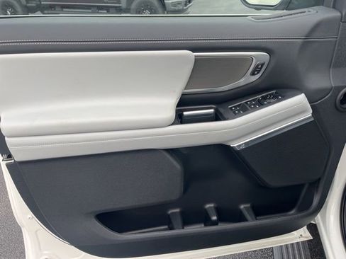 New 2025 Ford Expedition Max Platinum AWD/4WD image 14