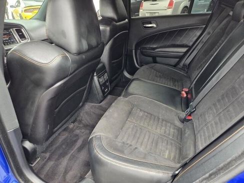 Used 2018 Dodge Charger R/T RWD image 15