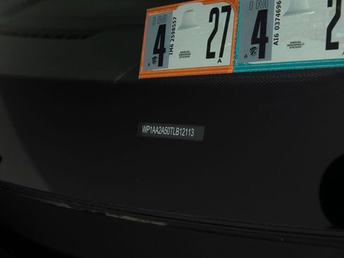 New 2026 Porsche Macan AWD/4WD image 42