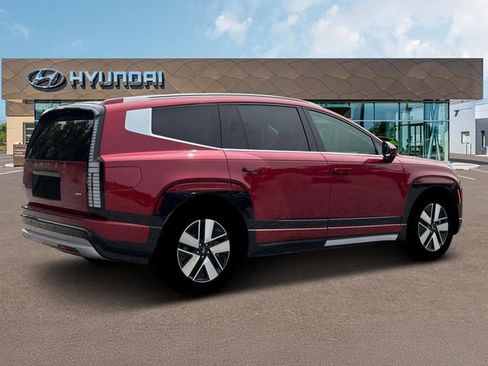 New 2026 Hyundai Ioniq 9 SEL image 8