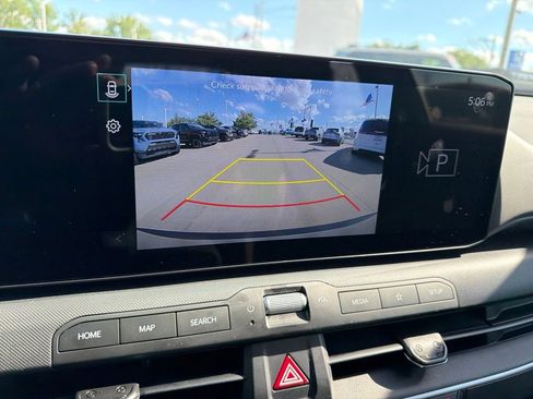 Used 2025 Kia K4 FWD image 16