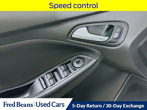 Used 2015 Ford Focus SE image 21