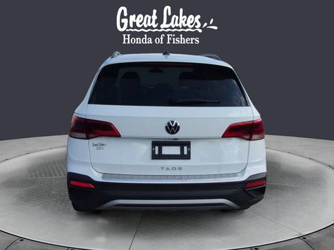 Used 2024 Volkswagen Taos S FWD image 4