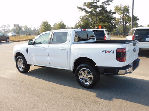 New 2025 Ford Ranger Lariat w/ Chrome Accent Package image 8