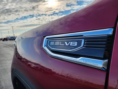 Used 2024 GMC Sierra 1500 SLT w/ SLT Premium Package image 9