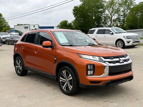 Used 2020 Mitsubishi Outlander Sport SE AWD/4WD image 17