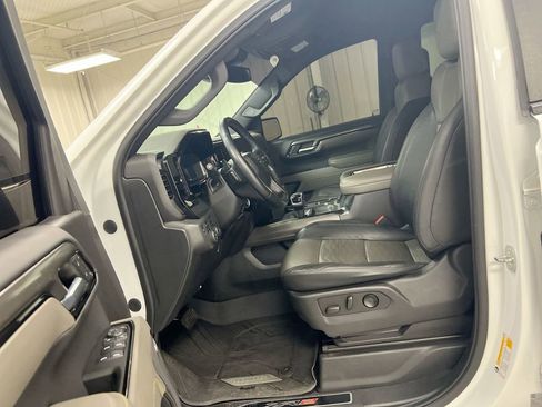 Used 2022 Chevrolet Silverado 1500 ZR2 AWD/4WD image 19