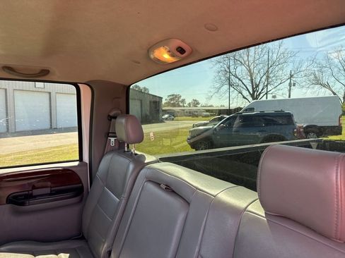 Used 2007 Ford F350 Lariat AWD/4WD image 9