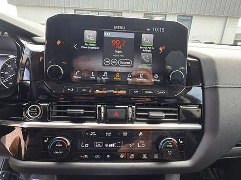 Used 2023 Nissan Pathfinder SL w/ SL Premium Package FWD image 21