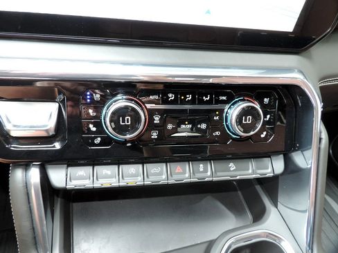 Certified 2026 GMC Sierra 1500 Denali Ultimate AWD/4WD image 27