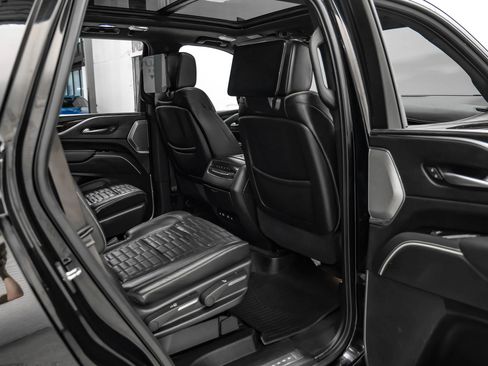 Used 2021 Cadillac Escalade Sport Platinum AWD/4WD image 33