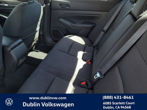 Used 2024 Nissan Altima 2.5 SV image 11