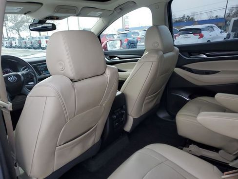 Used 2018 Buick Enclave Essence w/ Trailering Package image 29