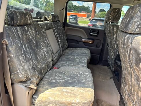 Used 2015 GMC Sierra 3500 SLE w/ SLE Preferred Package AWD/4WD image 15