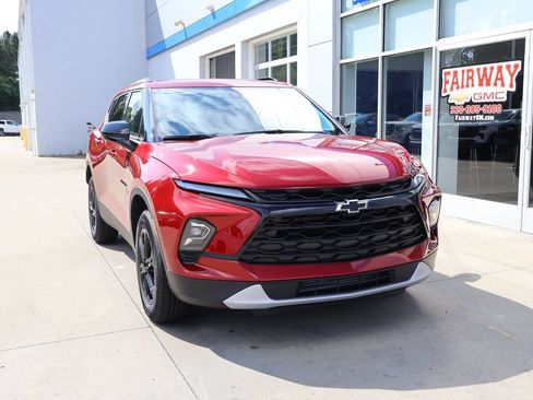New 2026 Chevrolet Blazer LT w/ Convenience Package AWD/4WD image 2