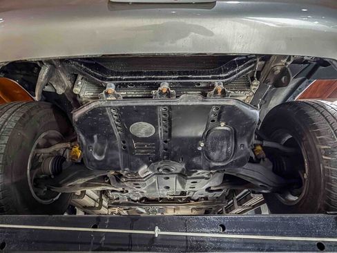 Used 2000 Toyota Land Cruiser AWD/4WD image 41