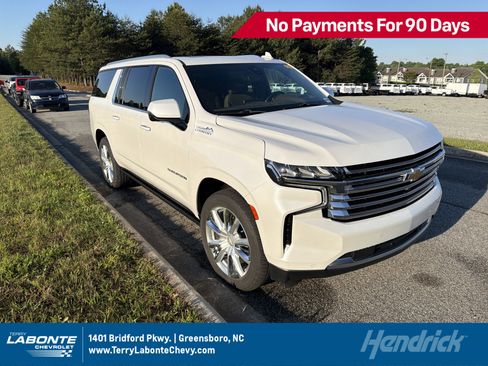 Used 2021 Chevrolet Suburban High Country AWD/4WD image 1