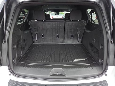 New 2026 Chevrolet Suburban LS w/ LS Custom Edition AWD/4WD image 24
