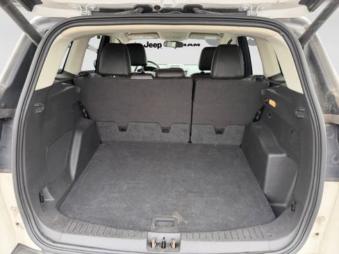 Used 2017 Ford Escape Titanium FWD image 14