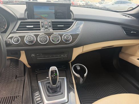 Used 2015 BMW Z4 sDrive28i RWD image 8