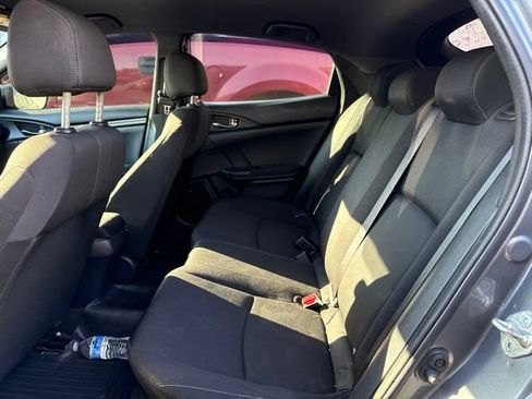 Used 2018 Honda Civic Sport image 8