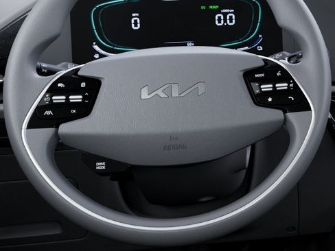 New 2026 Kia Niro LX FWD image 7