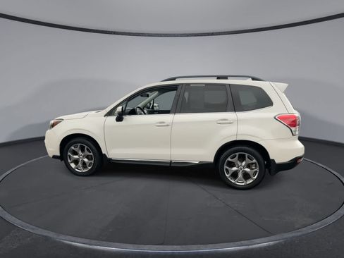 Used 2017 Subaru Forester 2.5i Touring AWD/4WD image 5