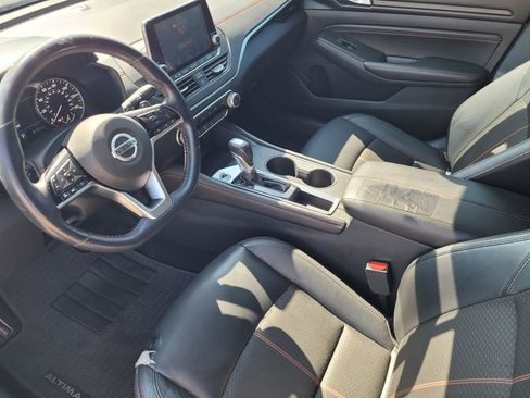 Used 2019 Nissan Altima 2.5 SR w/ SR Premium Package FWD image 8