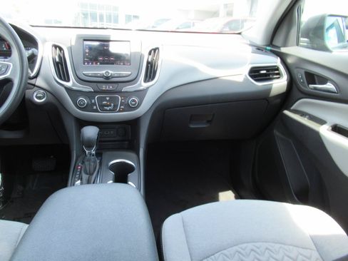 Used 2024 Chevrolet Equinox LS w/ Driver Confidence II Package FWD image 14