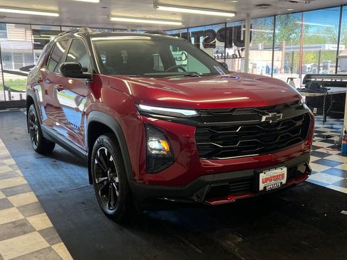 Used 2026 Chevrolet Equinox RS w/ LPO, Floor Liner Package AWD/4WD image 1