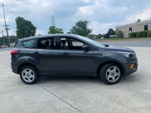 Used 2019 Ford Escape S FWD image 8