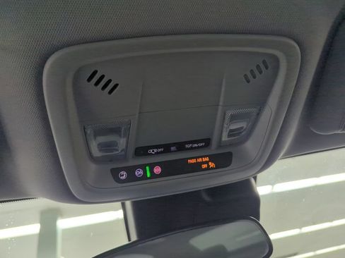 Used 2025 Chevrolet Malibu LT FWD image 23