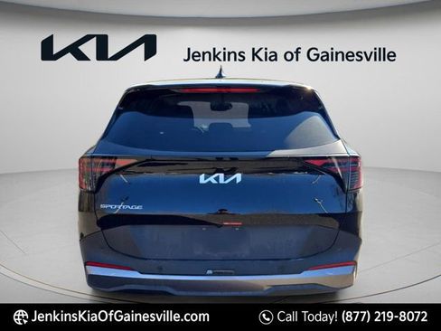 New 2026 Kia Sportage LX image 6