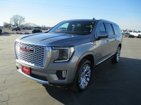 Certified 2024 GMC Yukon XL Denali w/ Max Trailering Package image 10