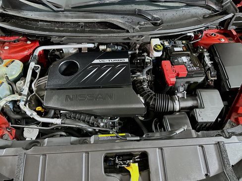 Used 2023 Nissan Rogue SV image 31