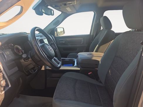 Used 2017 RAM 1500 Big Horn AWD/4WD image 9