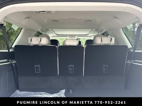 New 2026 Lincoln Navigator L Reserve AWD/4WD image 35