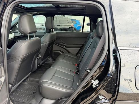 New 2026 Jeep Cherokee Limited AWD/4WD image 9